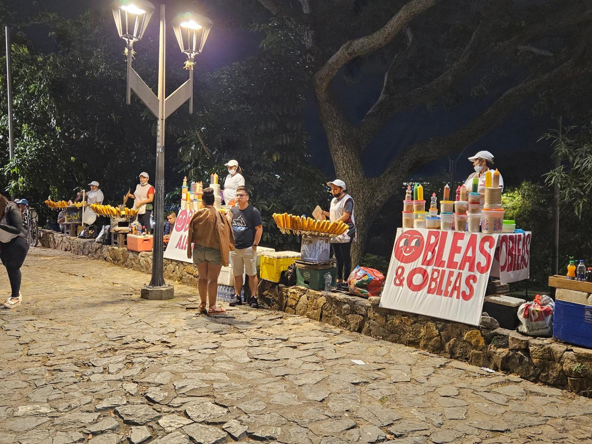 ホテル Casa Alba カリ エクステリア 写真