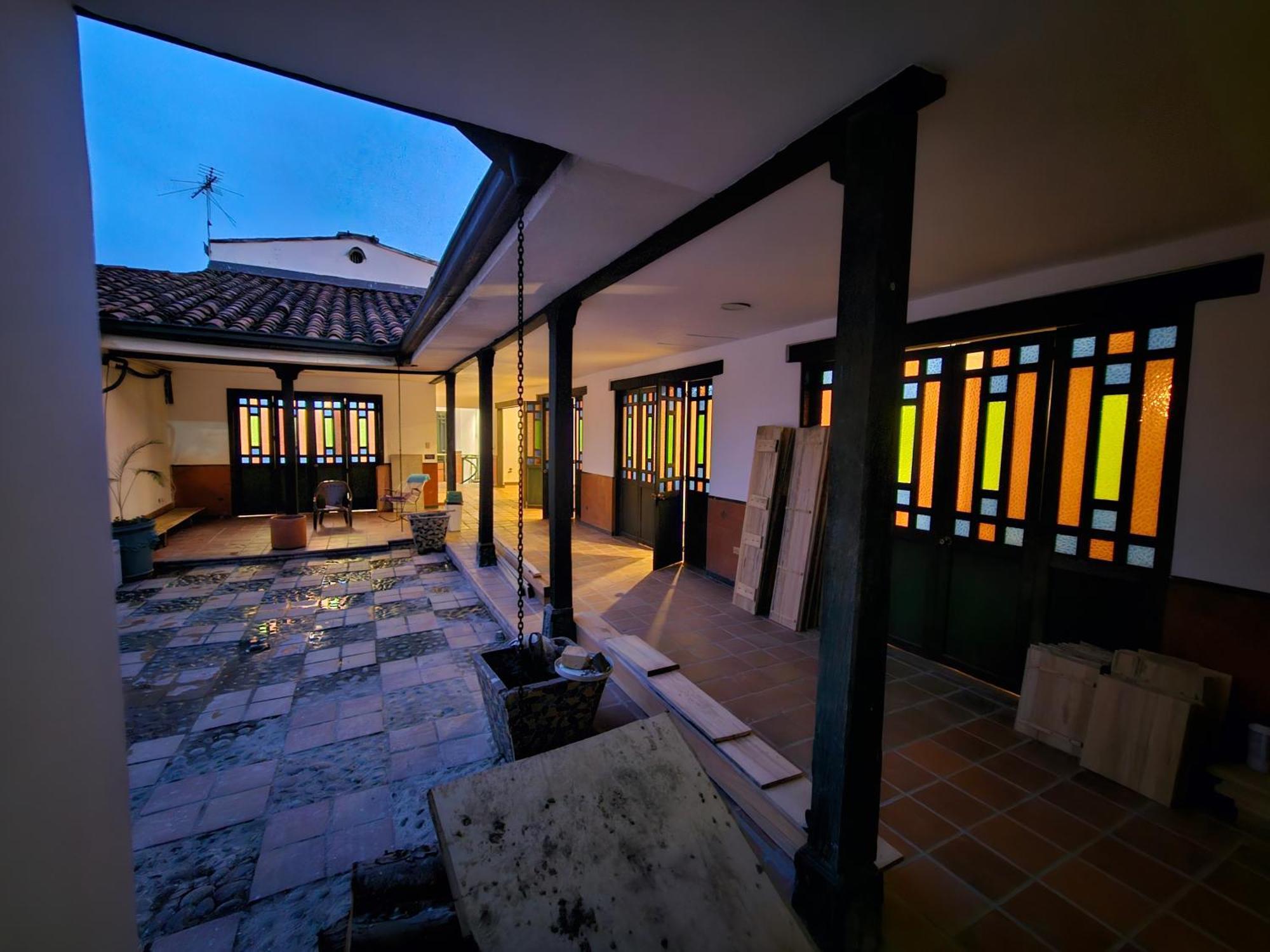 ホテル Casa Alba カリ エクステリア 写真